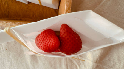 Sobre abierto con 6 fresas de cera de soja - wax melts VIGGÓ STUDIO